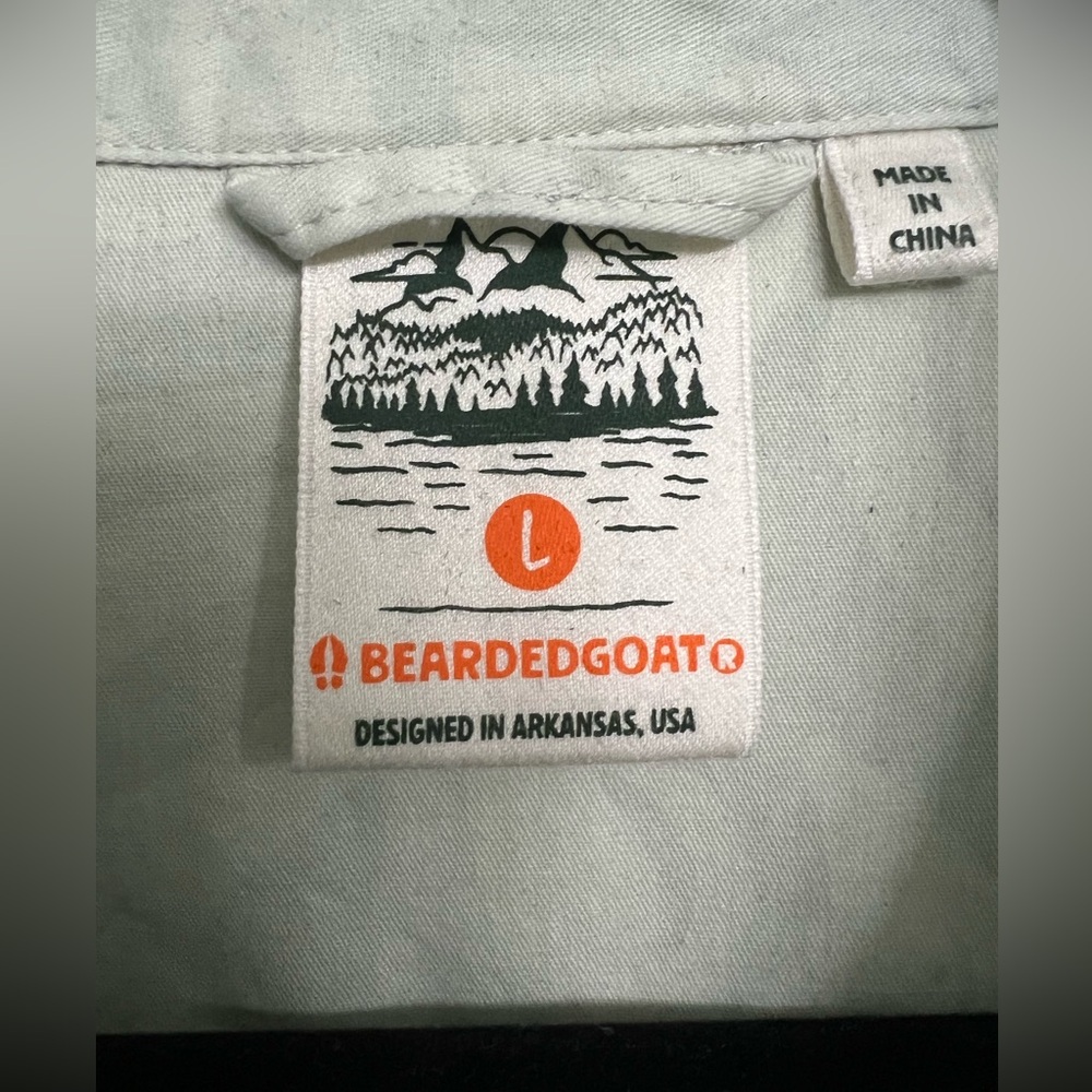 NWOT BEARDED GOAT Button Down. Light Green. LARGE - Picture 3 of 3